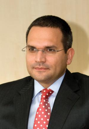 Omer Tetik preia conducerea Credit Europe Bank 1 Omer Tetik preia conducerea Credit Europe Bank 1